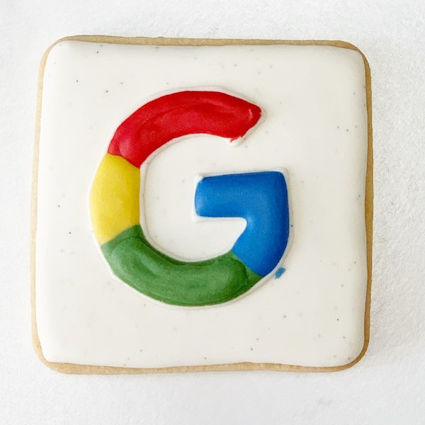 A handmade Google "G" by Lauren Edvalson on Unsplash https://unsplash.com/photos/WiSizdeZHBI